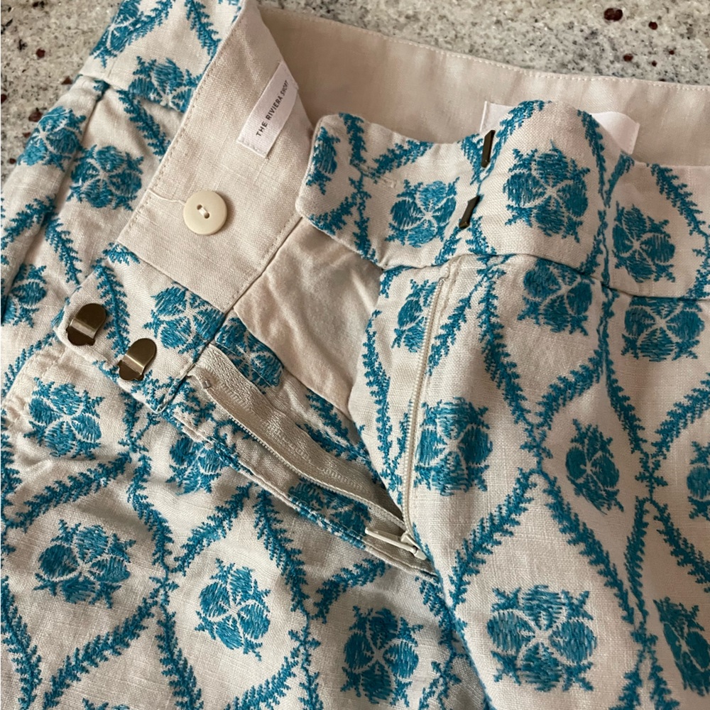 Ann Taylor LOFT Embroidered Floral Linen Riviera Shorts - Picture 3 of 6
